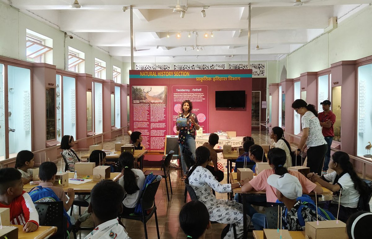 Poornima leading a hands-on Owtofbox workshop in a classroom